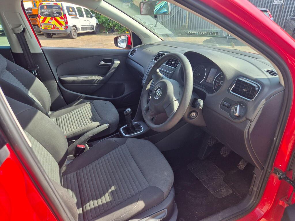 Volkswagen Polo photo 9