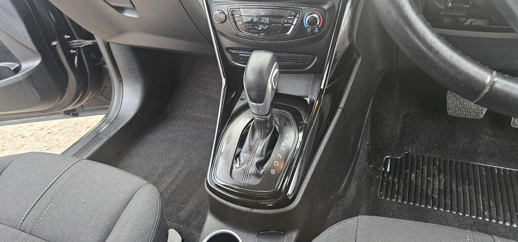 Ford B-Max photo 10