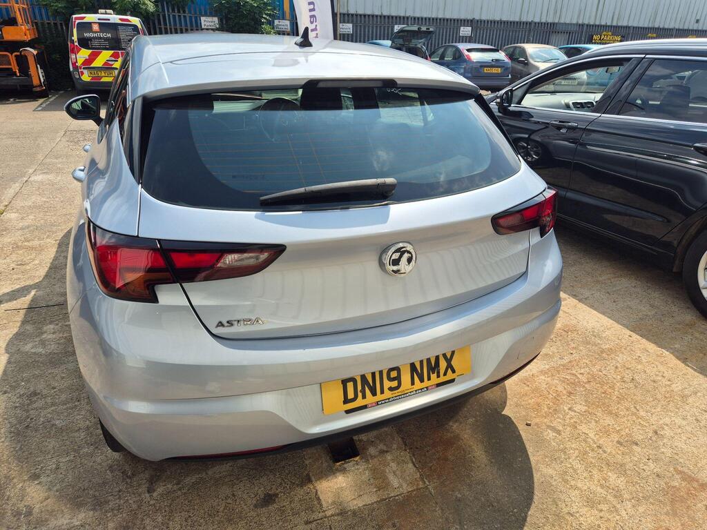Vauxhall Astra photo 11