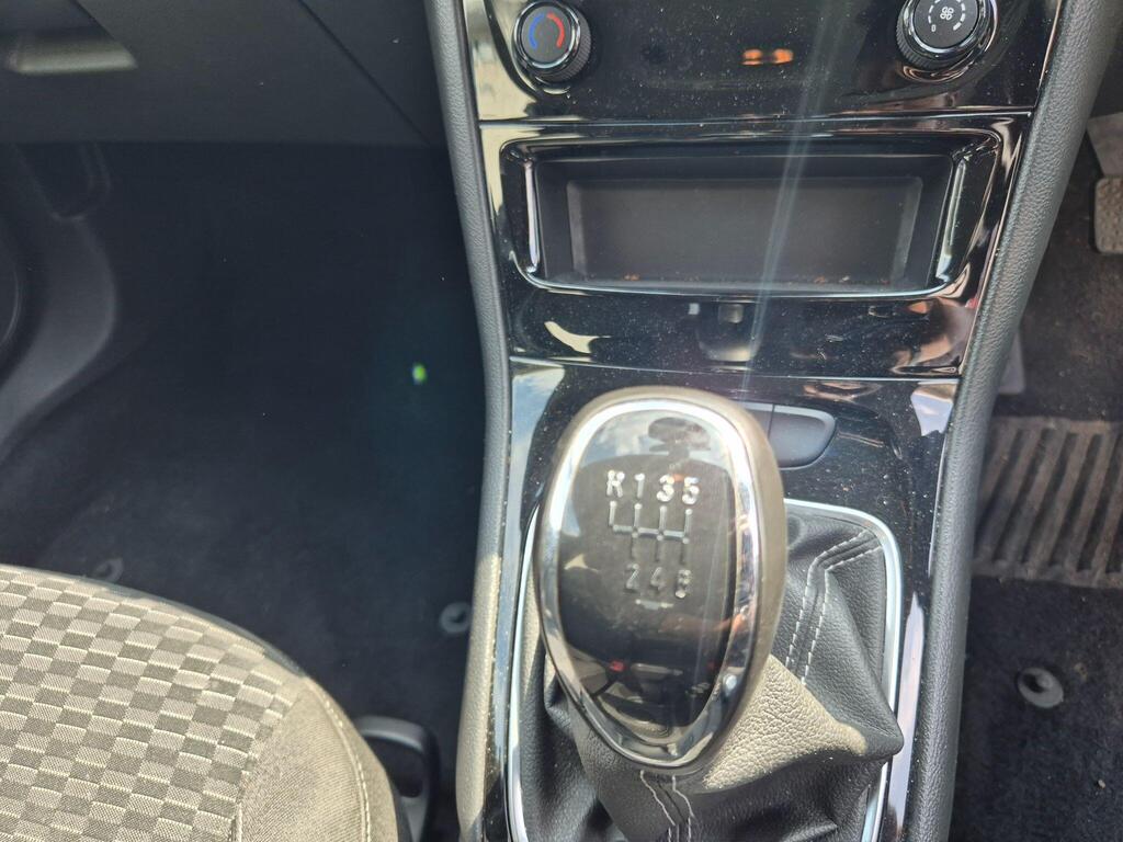 Vauxhall Astra photo 18