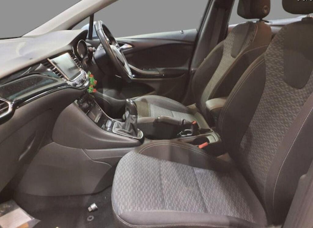 Vauxhall Astra photo 3
