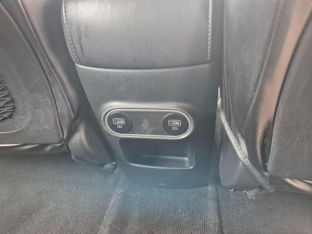 Hyundai IONIQ photo 10