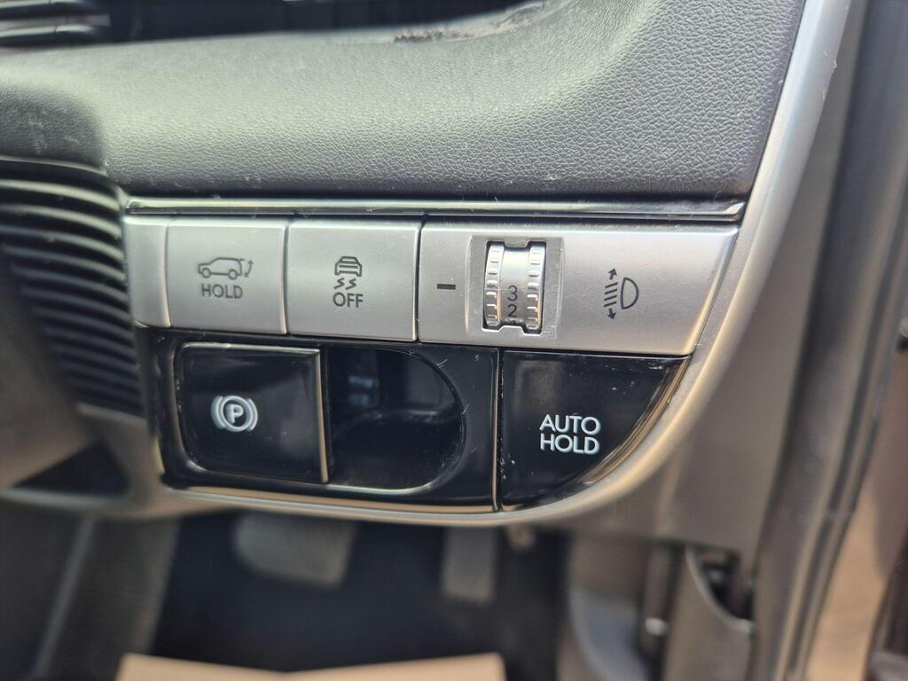 Hyundai IONIQ photo 11