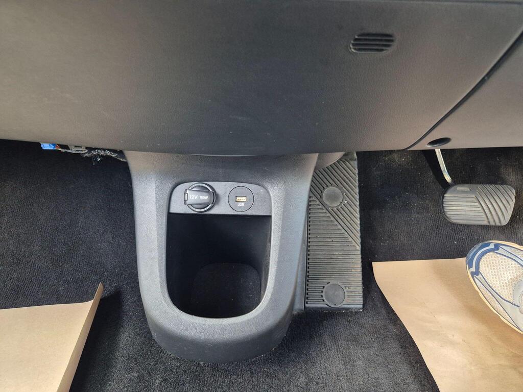 Hyundai IONIQ photo 29
