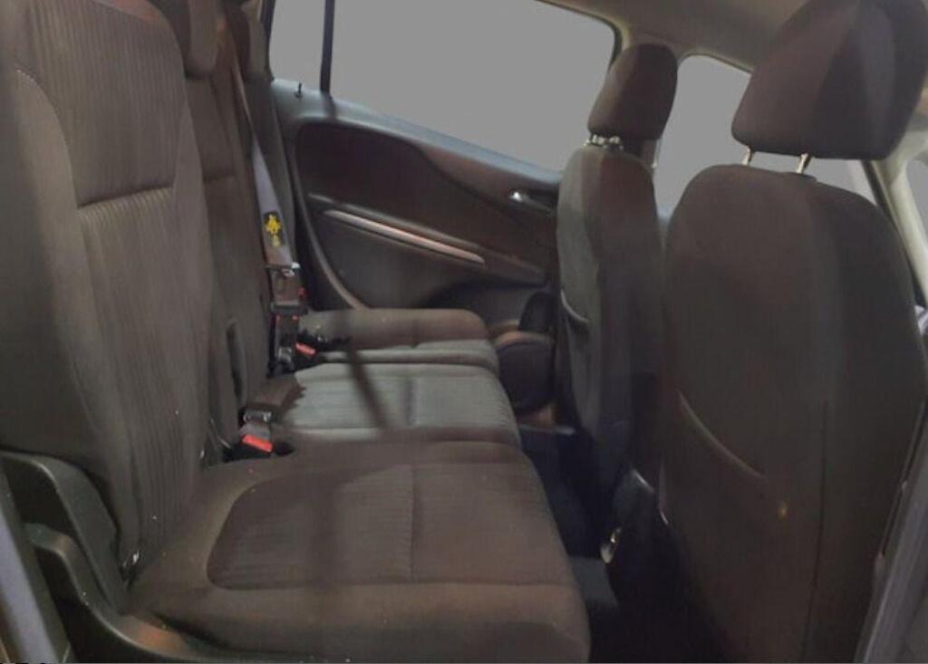 Vauxhall Zafira photo 4