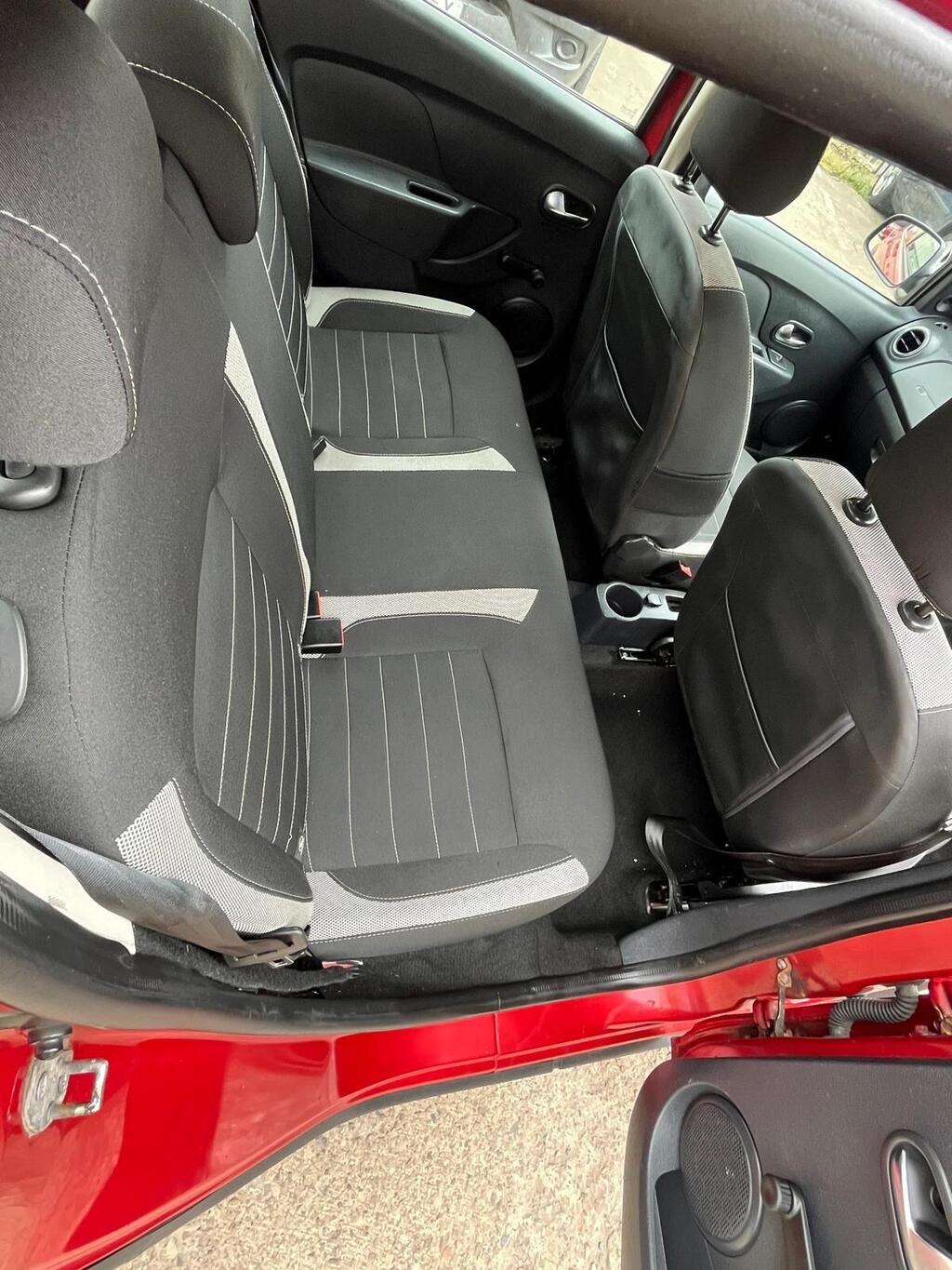 Dacia Sandero photo 9