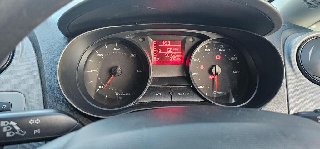 SEAT Ibiza photo 14