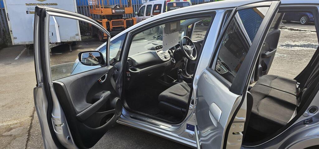 Honda Jazz photo 25