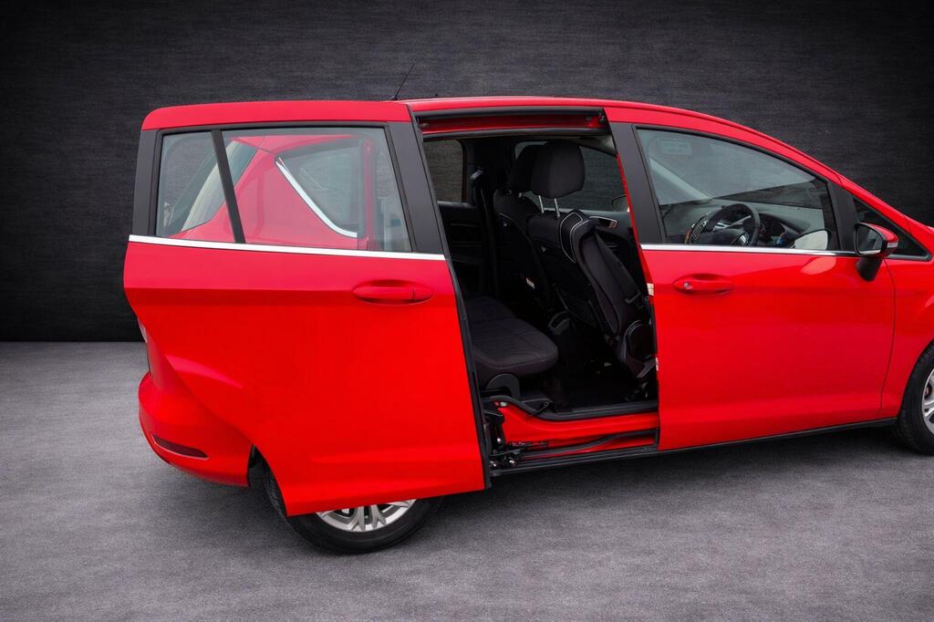 Ford B-Max photo 5