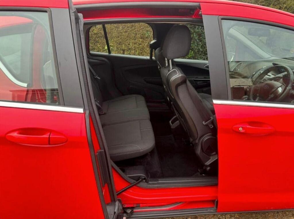 Ford B-Max photo 7